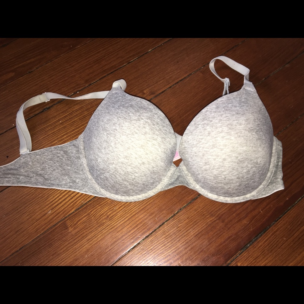 Victoria secret 32DD